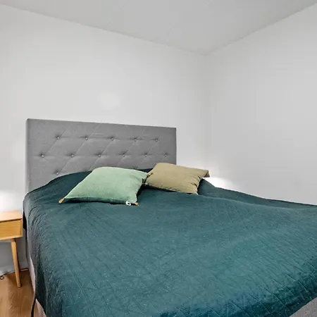 Awesome Apartment In Nexo With Sauna * Snogebaek